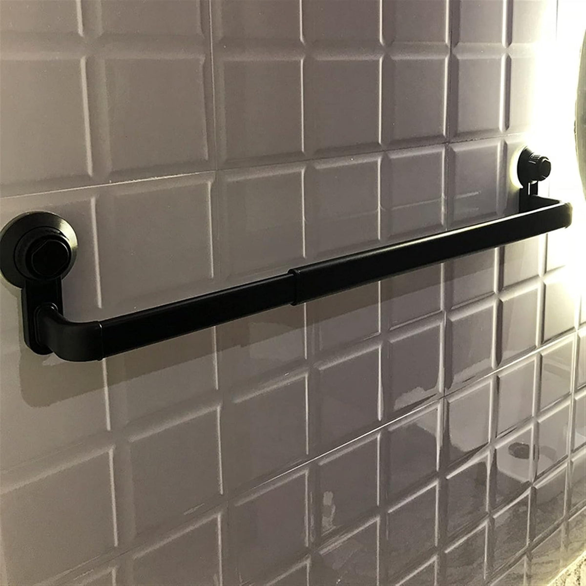 1/2pcs Aluminum Alloy Suction Cup Towel Bar Bathroom Punch Free Towel Rack Hanger Kitchen Storage Shelf Holder Adjustable 52-82CM Wall Mounted Towel Bar
