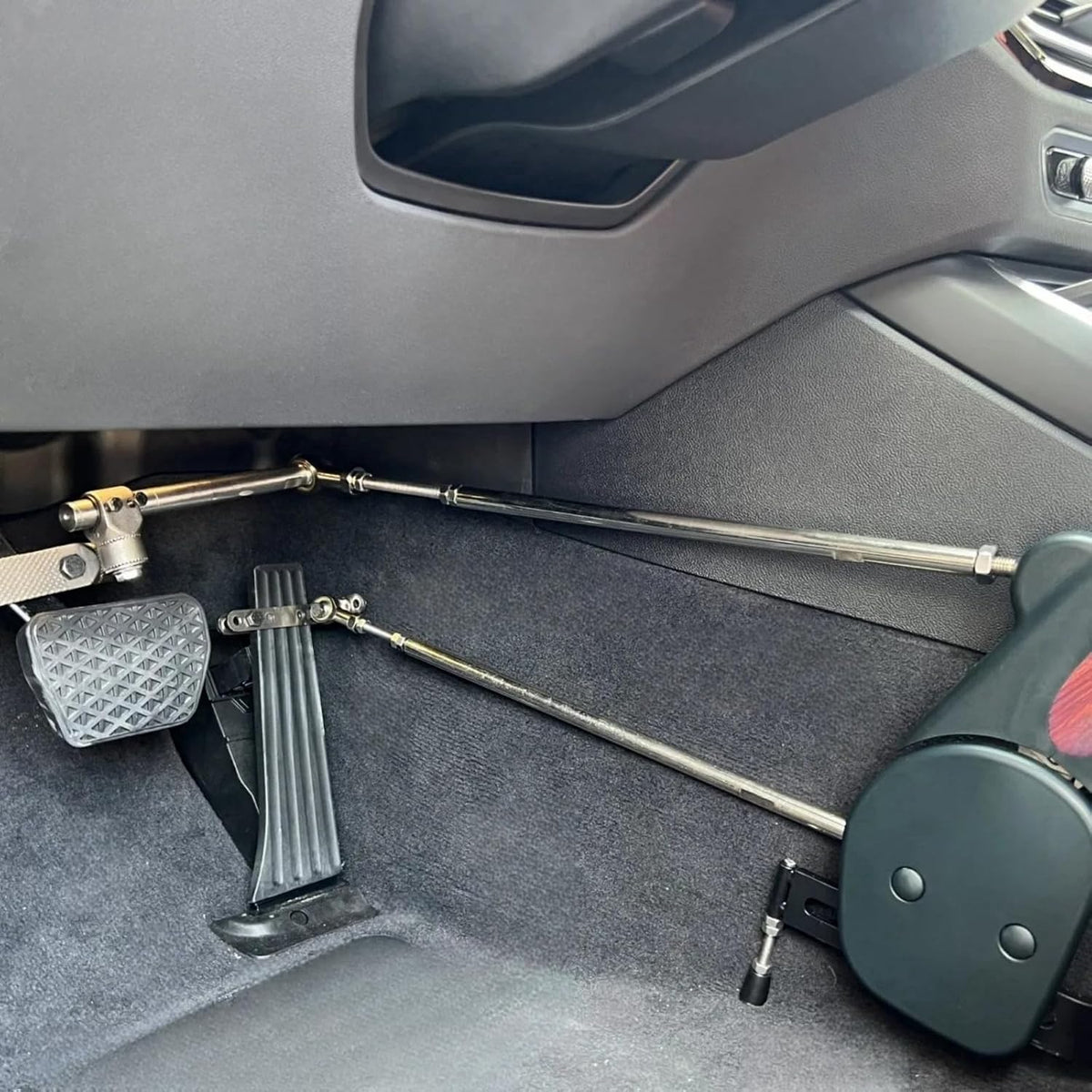 YANGG Hand Controls Driving Car Feet Disabled Handicap Aid Equipment Handle Driver Help Gas/Brake Pedals Assist Device Kit with Steering Wheel Spinners All Steel Main Body (Improved Style)