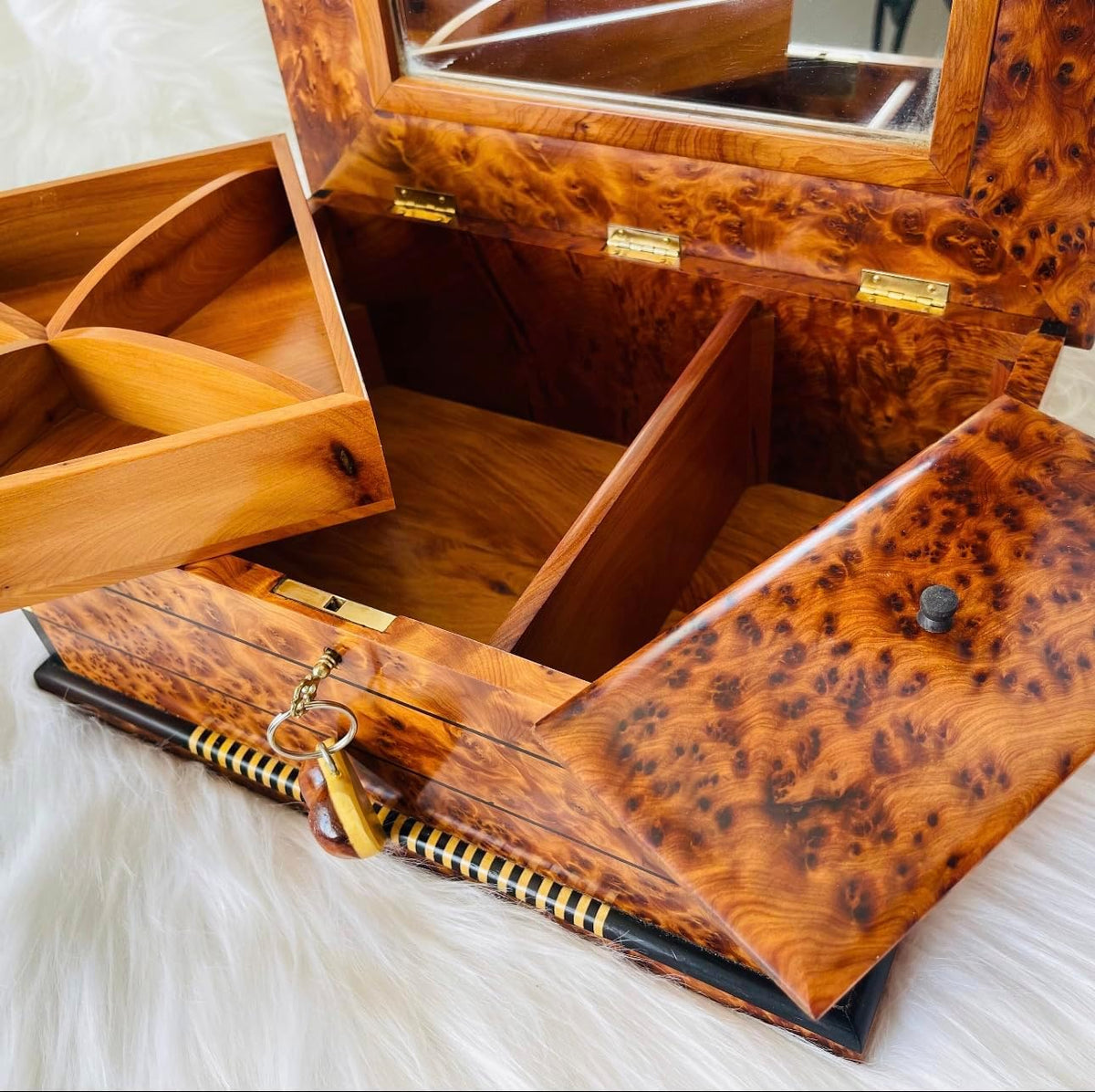 Hand Carved Wooden Box With lid Keepsake Box Storage Jewelry Decor Art Organizer Thuya Burl and Inlaid with Ebony and Mother of Pearl(Vintage Decorative Wood Box,)(Luxury Moroccan Wooden Box)