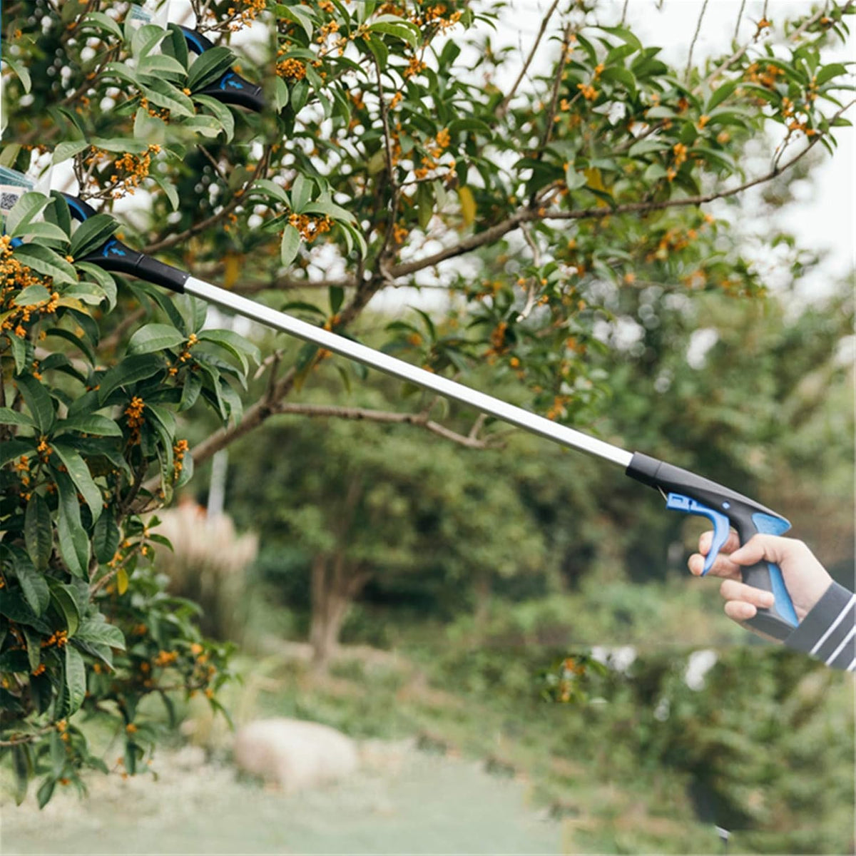 Grabber Reacher Tool,Premium Litter Picker Heavy-Duty Stick, Portable Claw for Elderly Arm Extension Disability Aids and Equipment,Green,81cm