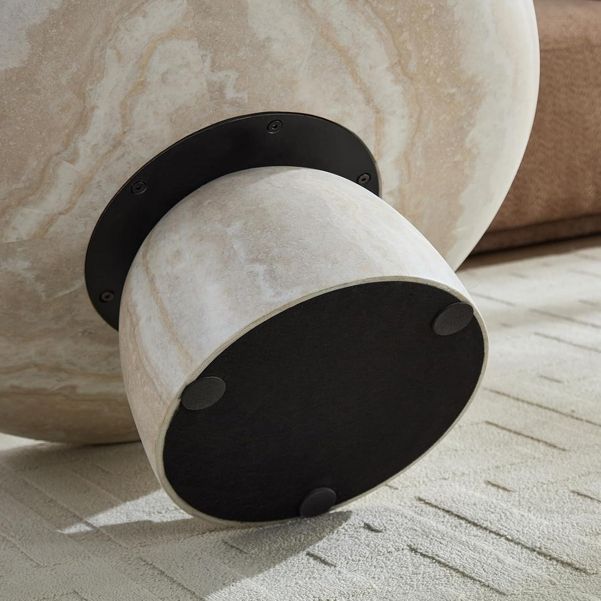 31.5' Round Coffee Table for Living Room, Modern Circle Faux Marble Table with Pedestal‌ Base, Drum Center Table, Living Room Furniture for Apartment, Small Space（Mars,31.49'）