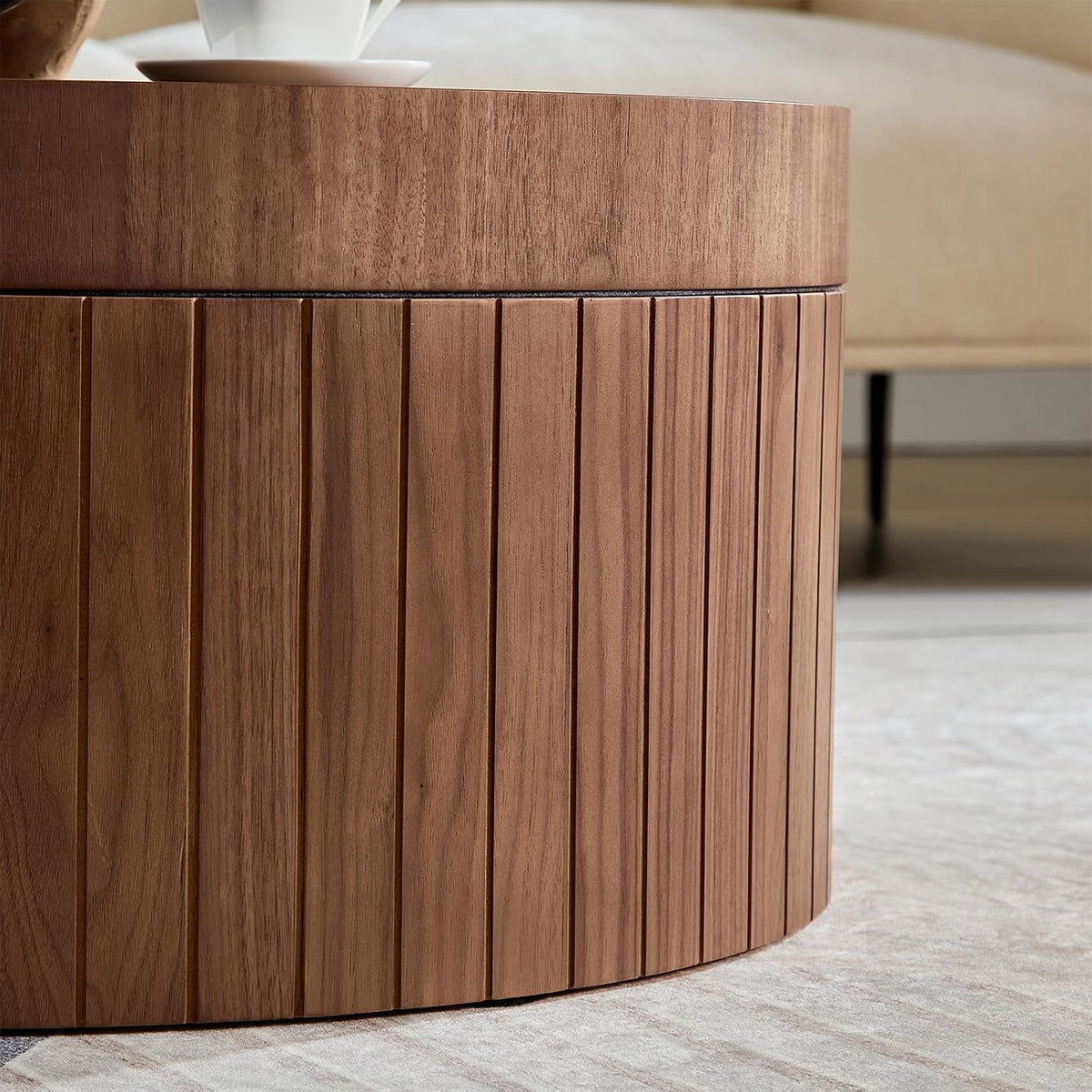 Modern Round Coffee Table with Storage, 31.49' Wooden Round Fluted Coffee Table, Circular Center Tables for Living Room Apartment, No Need Assembly, Walnut