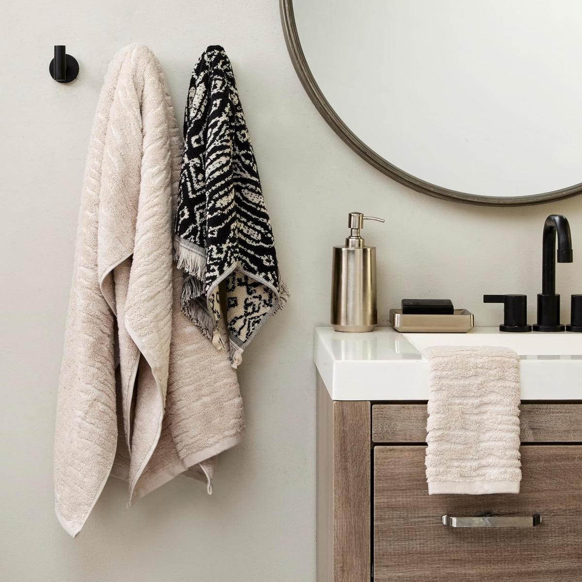 SKL Home CloudSoft/Nador 100% Cotton Luxury 6-Piece Towel Set - 600 GSM, Ultra Plush & Absorbent, Reversible - 2 Bath Towels, 2 Hand Towels, 2 Washcloths, Oatmeal/Black