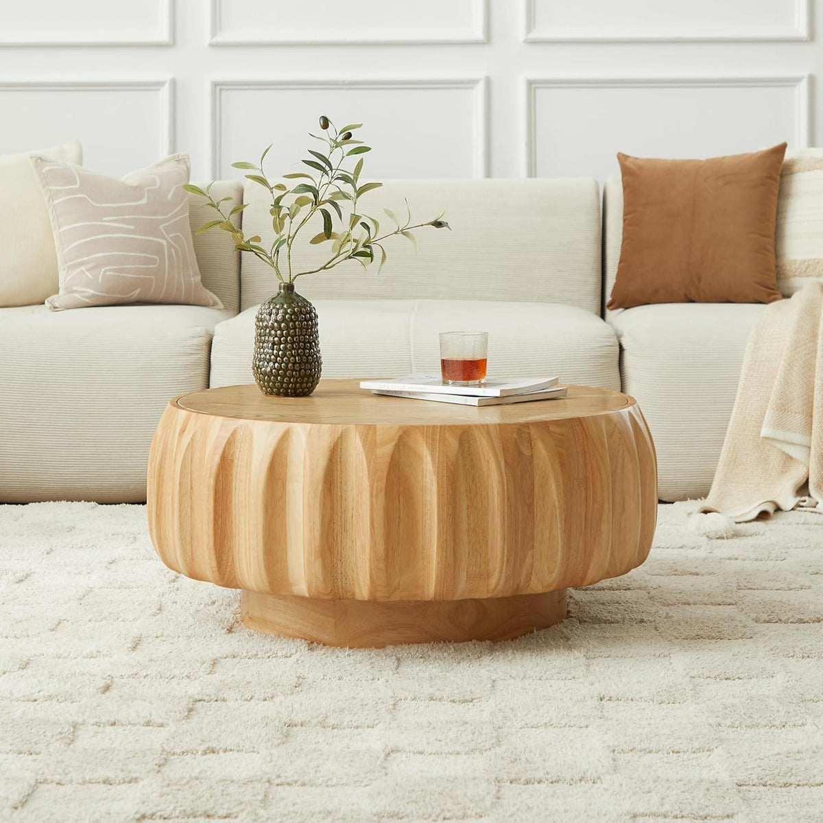 31.5' Round Coffee Table with Curved Fluted & Ash Veneer, Modern Circle Wood Center Table, Drum Tea Table Accent Side End Table for Living Room Apartment, Oak