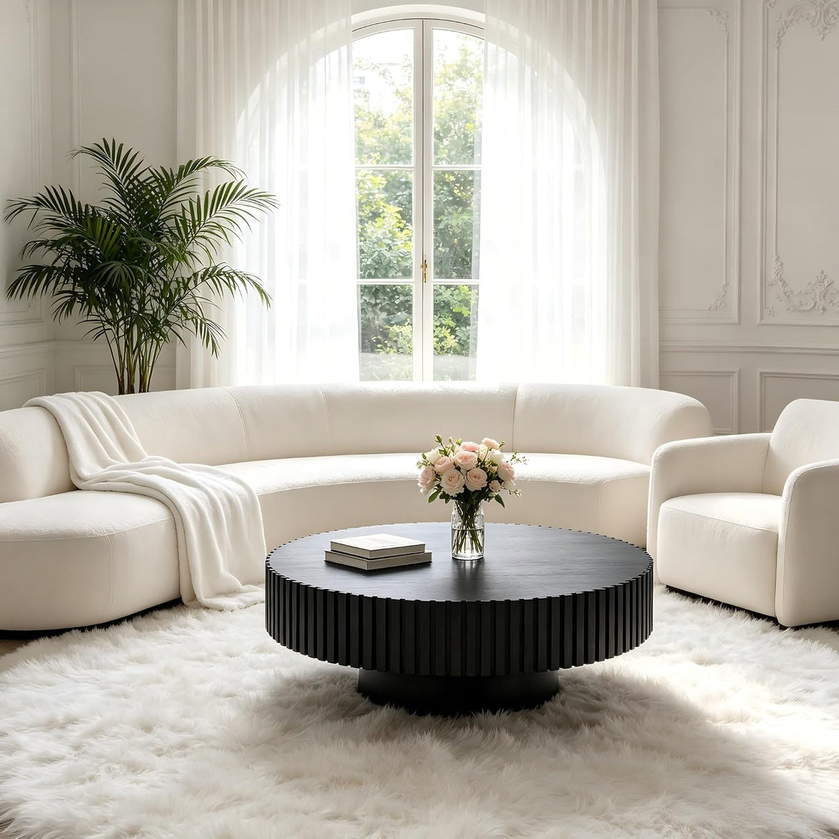 KEVINSPACE Round Coffee Table, 39' Big Wooden Fluted Coffee Table with Fluted Base, Circle Accent Center Table for Living Room Apartment Office Small Space, Easy Assembly, Black